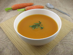 Möhre, Möhrensuppe, Betacarotin, gesunde Ernährung, orange, Augengesundheit, Vitamin A