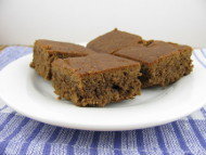 Carob, Carobpulver, Brownies, Carob-Brownies, Schokokuchen, Backen, Gebäck, Kuchen, Histaminintoleranz, HIT, Unverträglichkeit Kakaopulver, Alternative, leckeres Backen, gesund Backen, Backideen